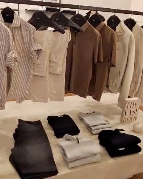 Últimas semanas de SALE 🔥- Beneficios pagando en efectivo en productos seleccionados 

No te pierdas las mejores ofertas de la temporada en nuestro local y tienda online.

Nuestro local: España 785 📍
Nuestro Horario: Lunes a Viernes de 9:30h a 19h. Sábados de 9:30 a 13:30h ⏱️

👉🏻 Shop Online www.oliver1973.com 🛒
👉🏻 Envíos a todo el país 📦
.
.
.
.
.
#ropadehombres #menstyle #indumentariahombre #modahombre #indumentariamasculina #sweaterhombre #camisahombre #oliver #pantalonhombre #jeans