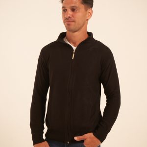 Sweater color negro medio cierre