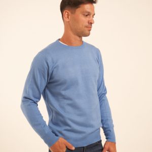 Sweater azul aéreo cuello redondo